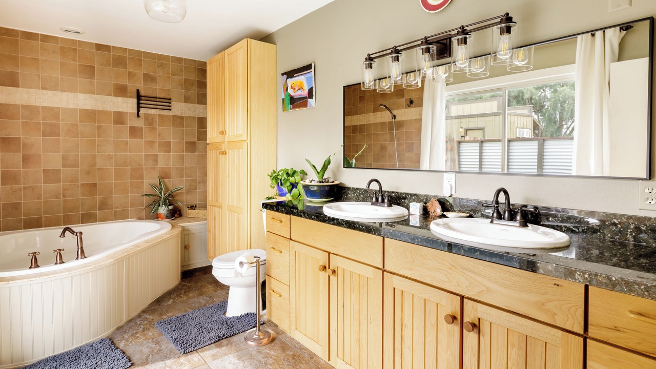 Photo of Bathroom in Morongo Valley