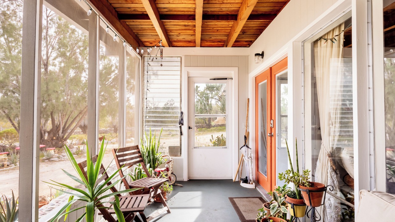 Photo of Patio Balcony in Morongo Valley