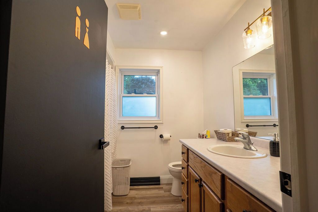 Photo of Bathroom in Tillsonburg