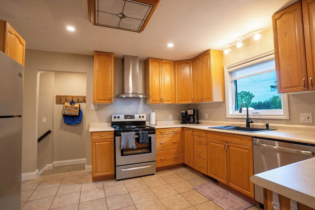 Photo of Kitchen in Tillsonburg