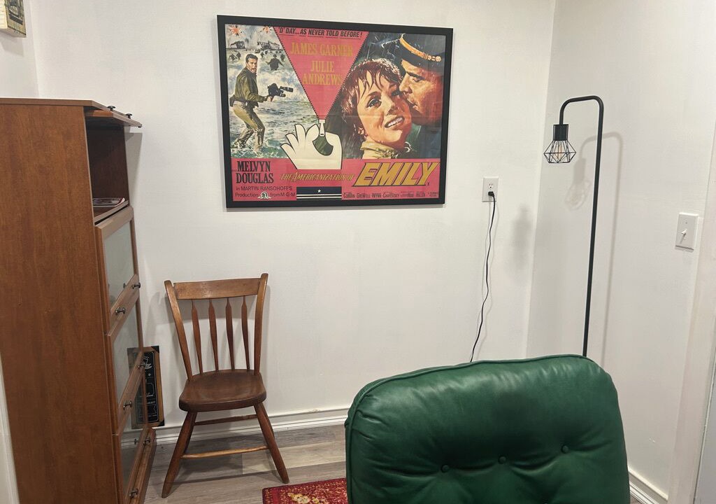 Photo of Livingroom in Niskayuna