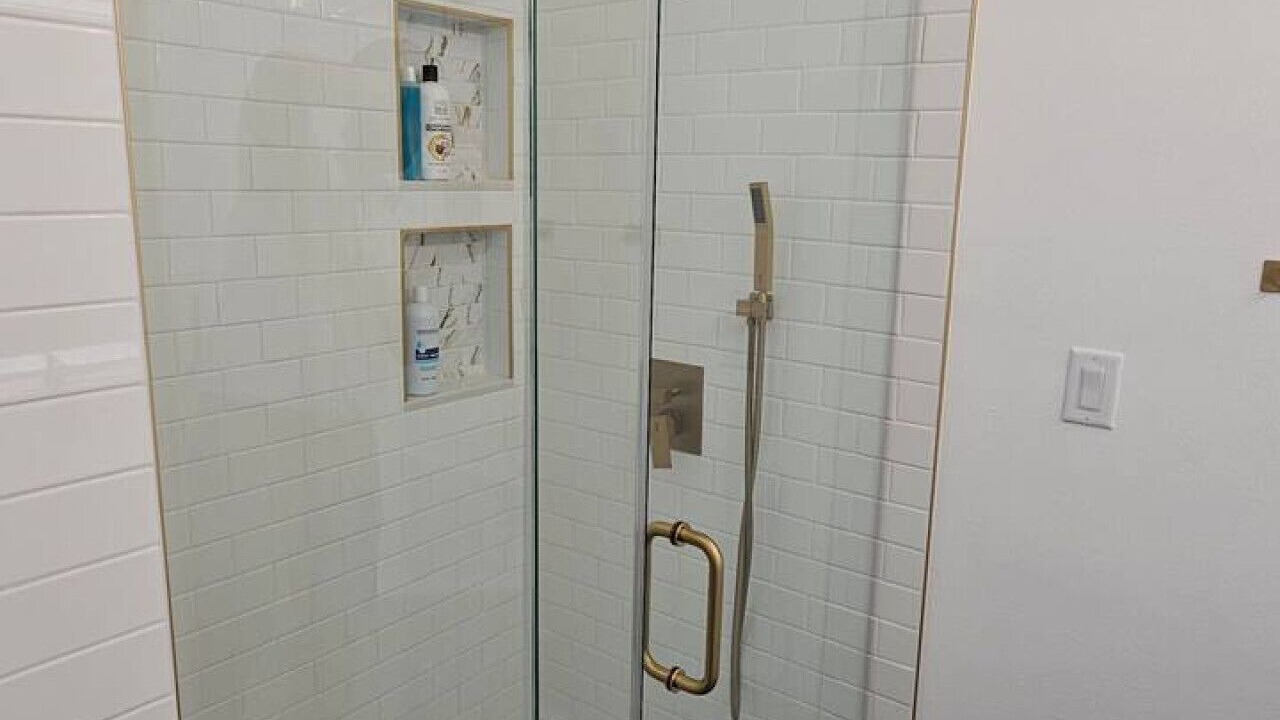 Photo of Bathroom in Fairvilla