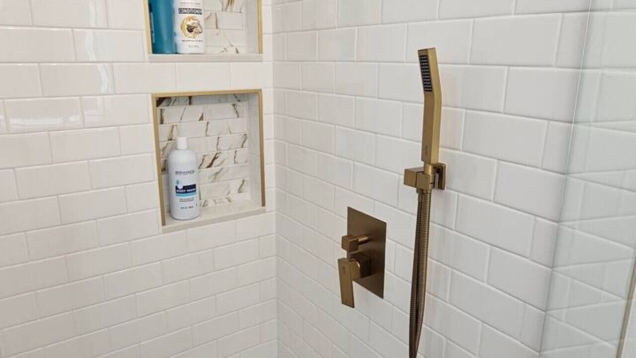 Photo of Bathroom in Fairvilla