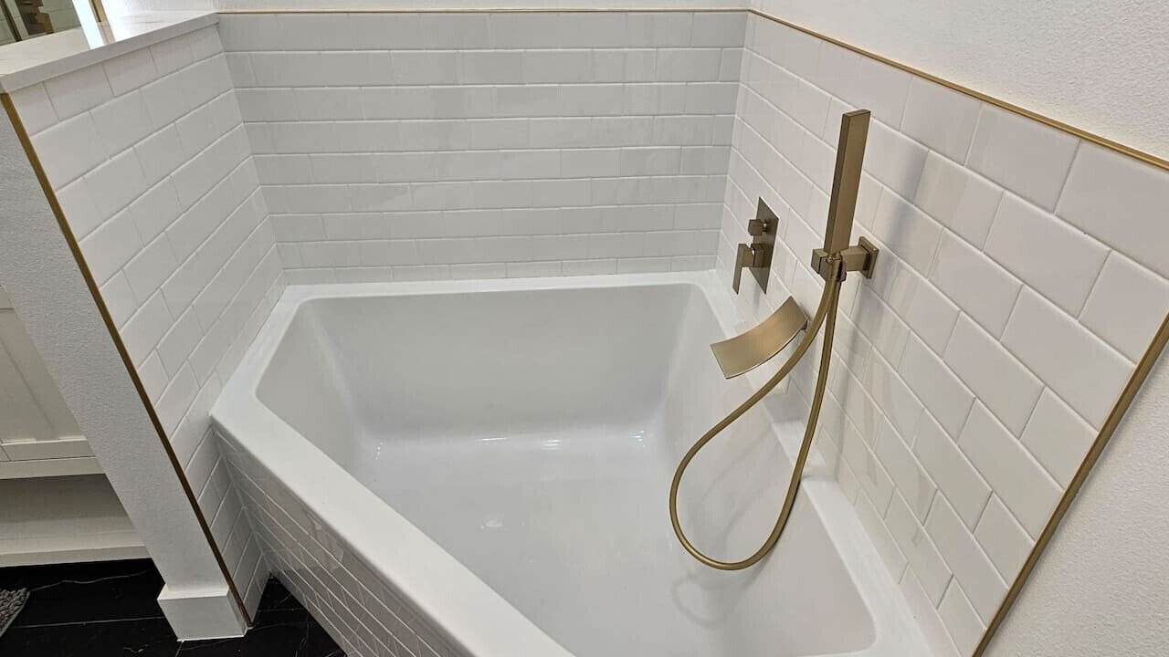 Photo of Bathroom in Fairvilla