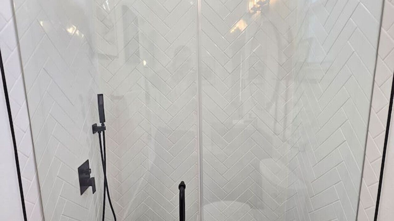 Photo of Bathroom in Fairvilla