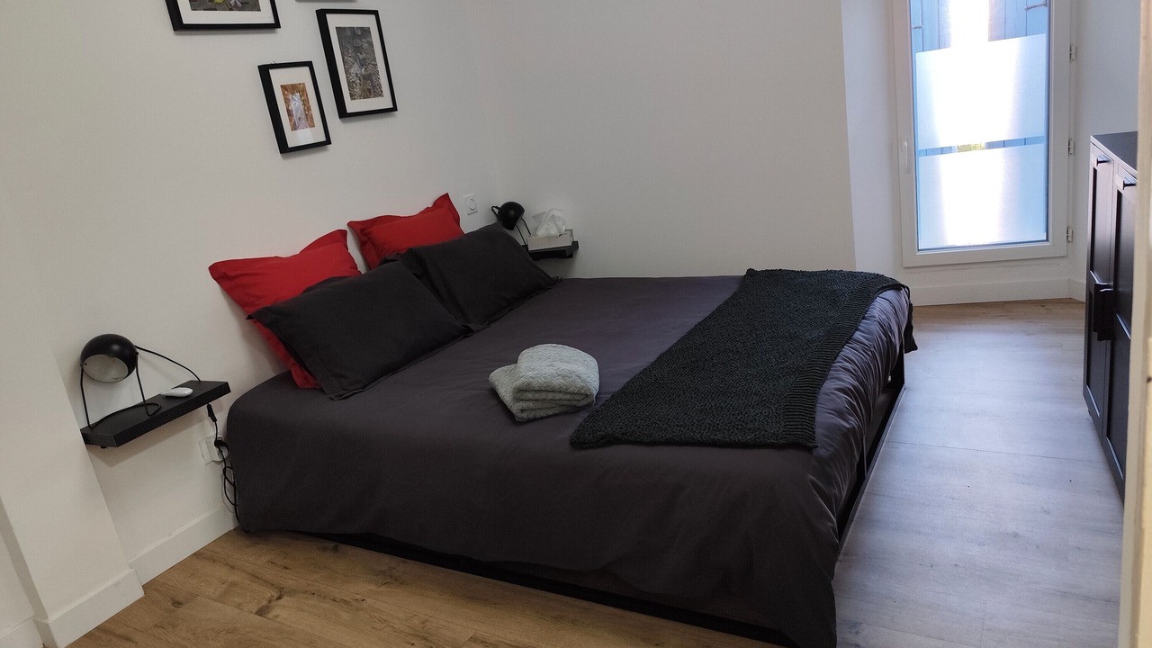 Photo of Bedroom in Saint-Saturnin-les-Avignon