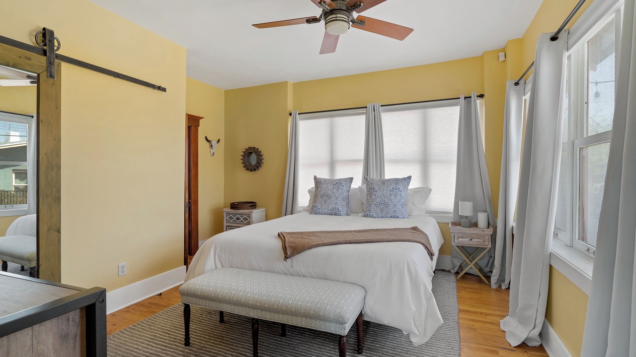 Photo of Bedroom in West University