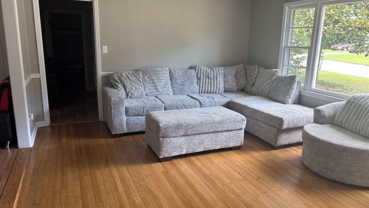 Photo of Livingroom in Northport