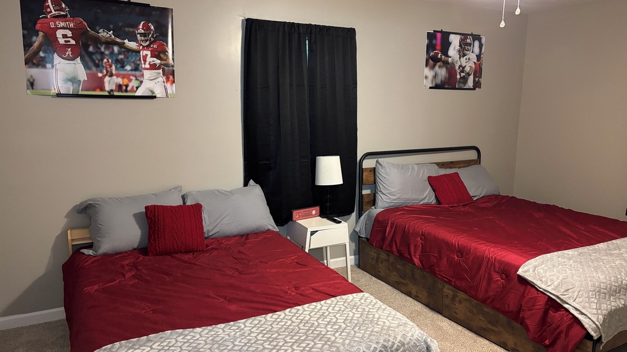 Photo of Bedroom in Northport