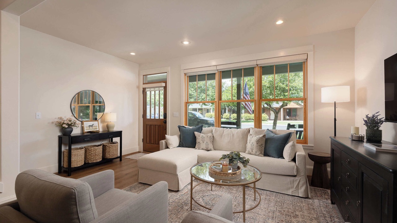 Photo of Bedroom in Sisters