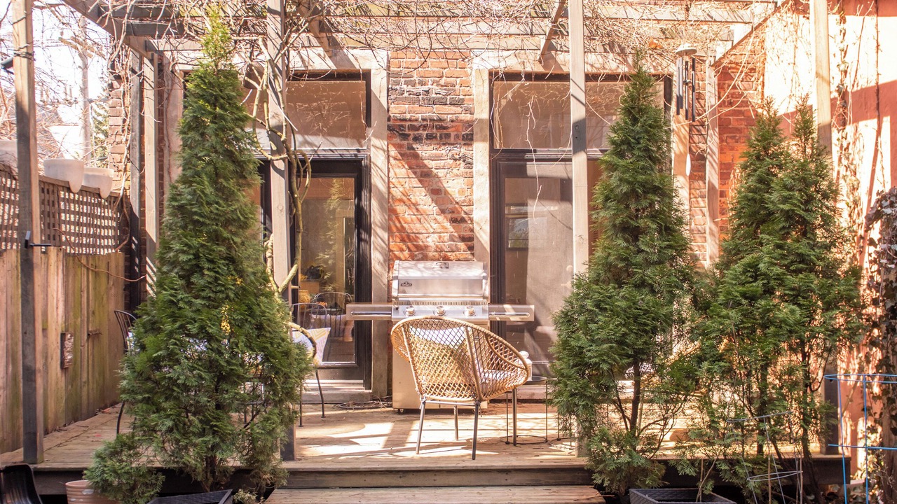Photo of Patio Balcony in Fashion District