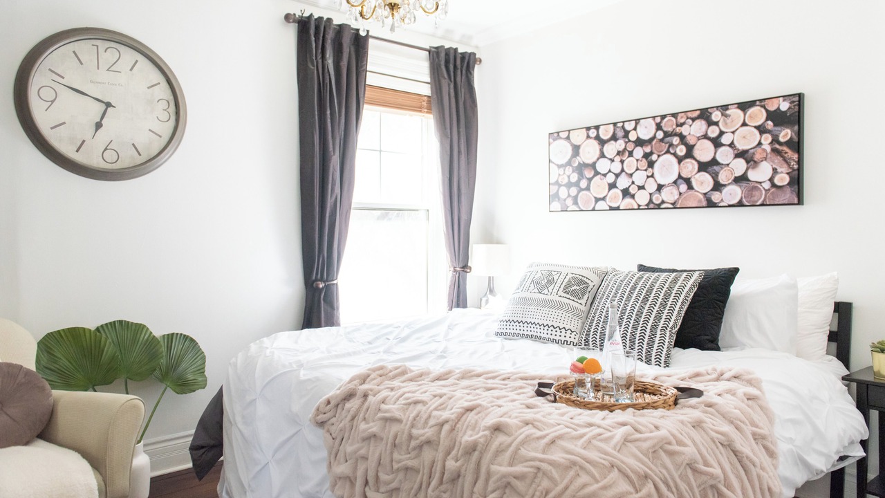 Photo of Bedroom in Fashion District