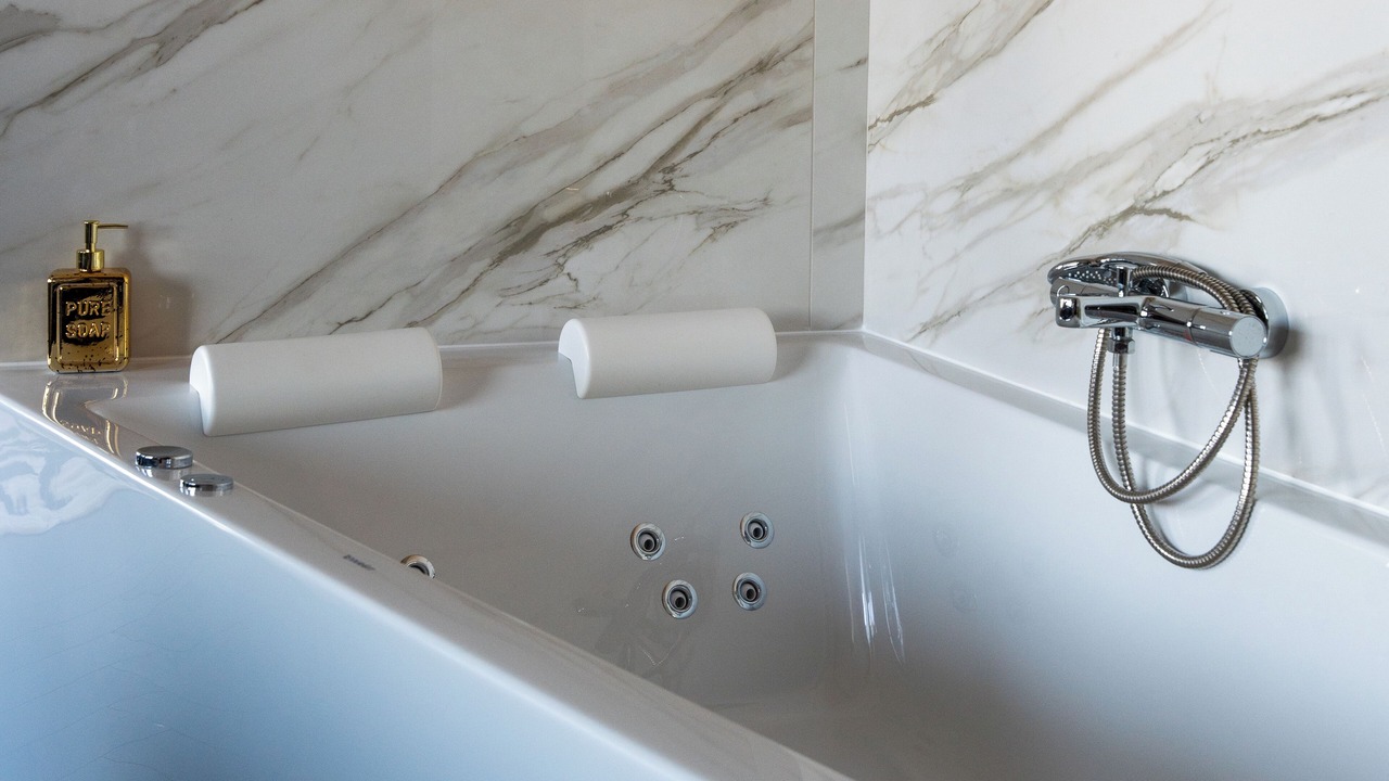 Photo of Bathroom in Bourg-l'Eveque