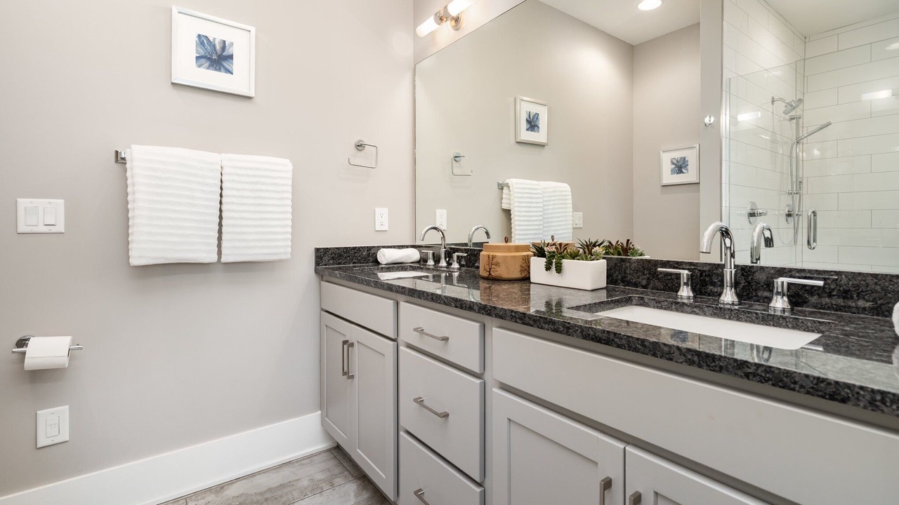 Photo of Bathroom in Historic Waverly