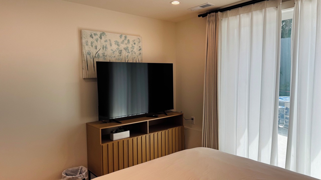 Photo of Bedroom in Outer Mission