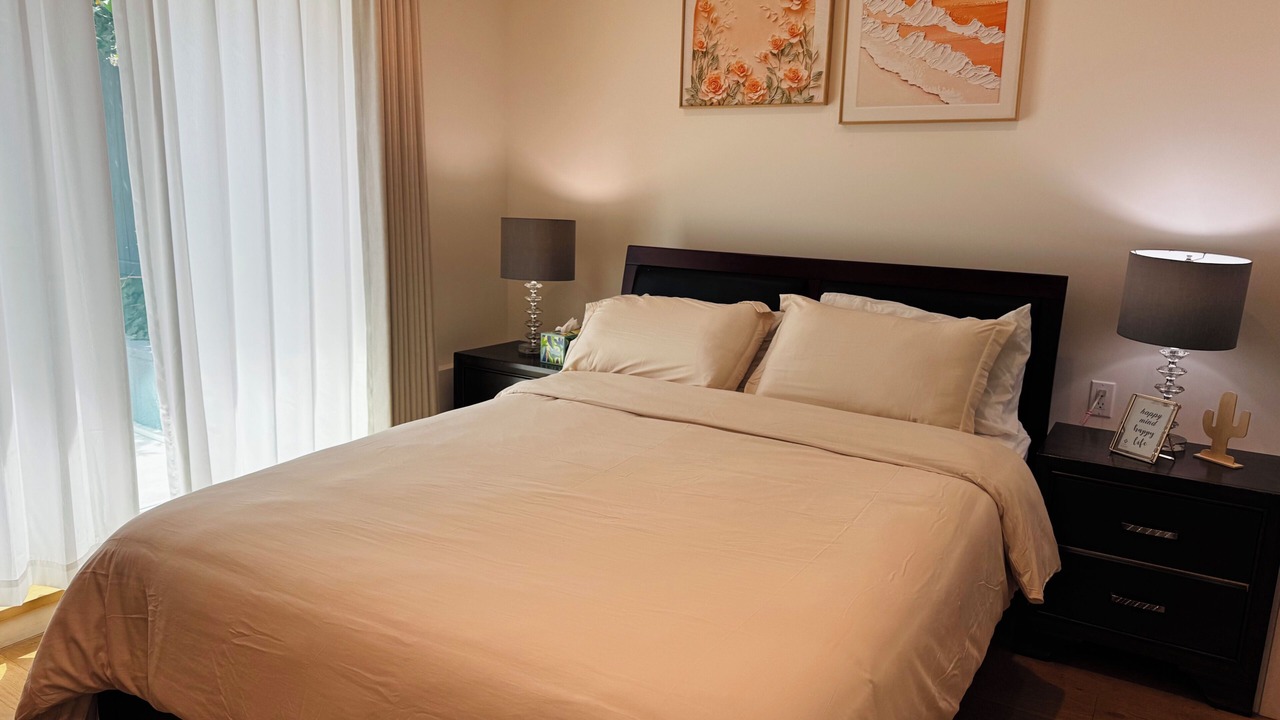 Photo of Bedroom in Outer Mission