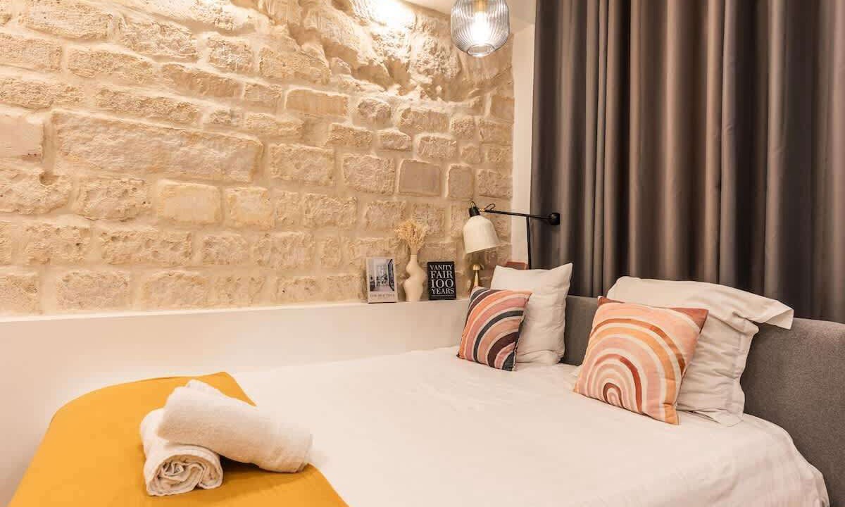 Photo of Bedroom in 18th Arrondissement