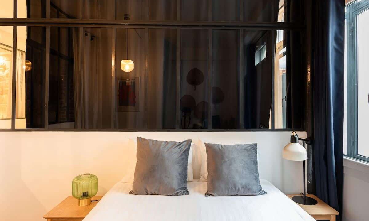 Photo of Bedroom in 18th Arrondissement