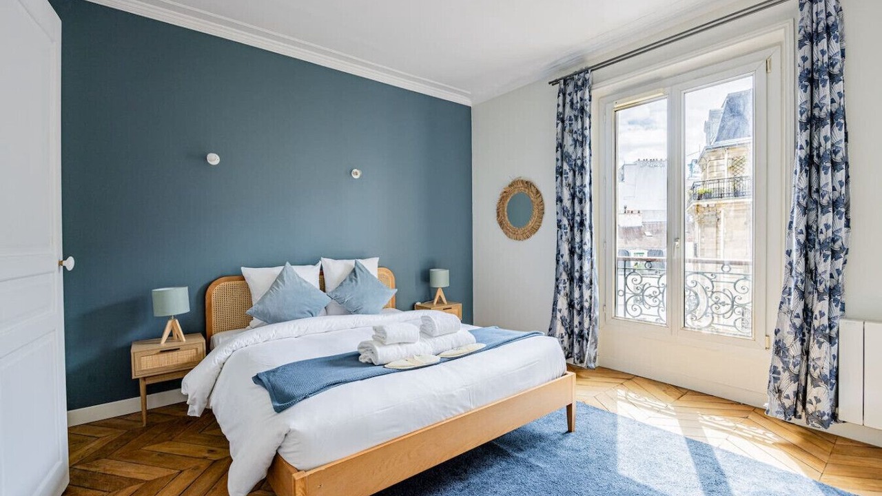 Photo of Bedroom in Arts-et-Metiers