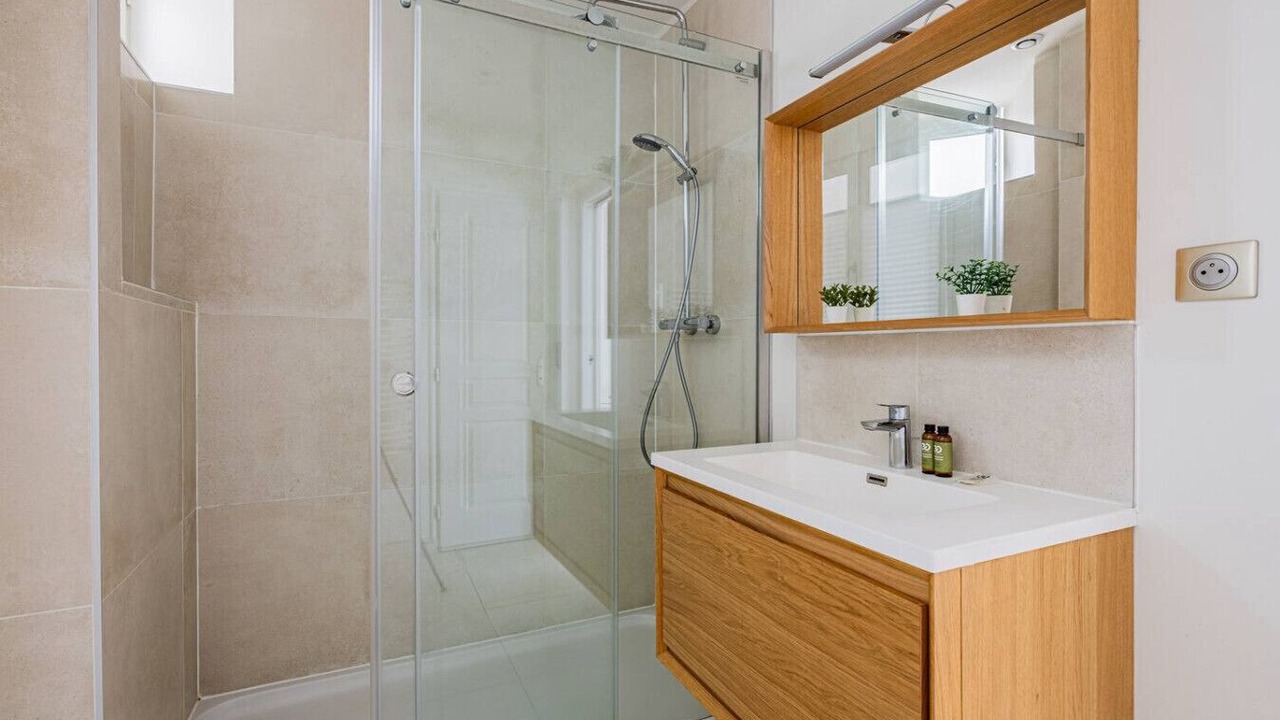 Photo of Bathroom in Arts-et-Metiers