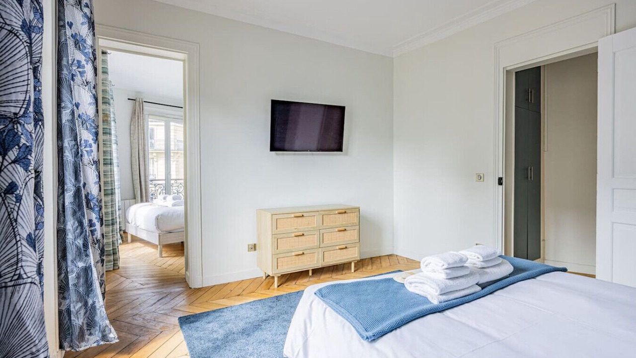 Photo of Bedroom in Arts-et-Metiers