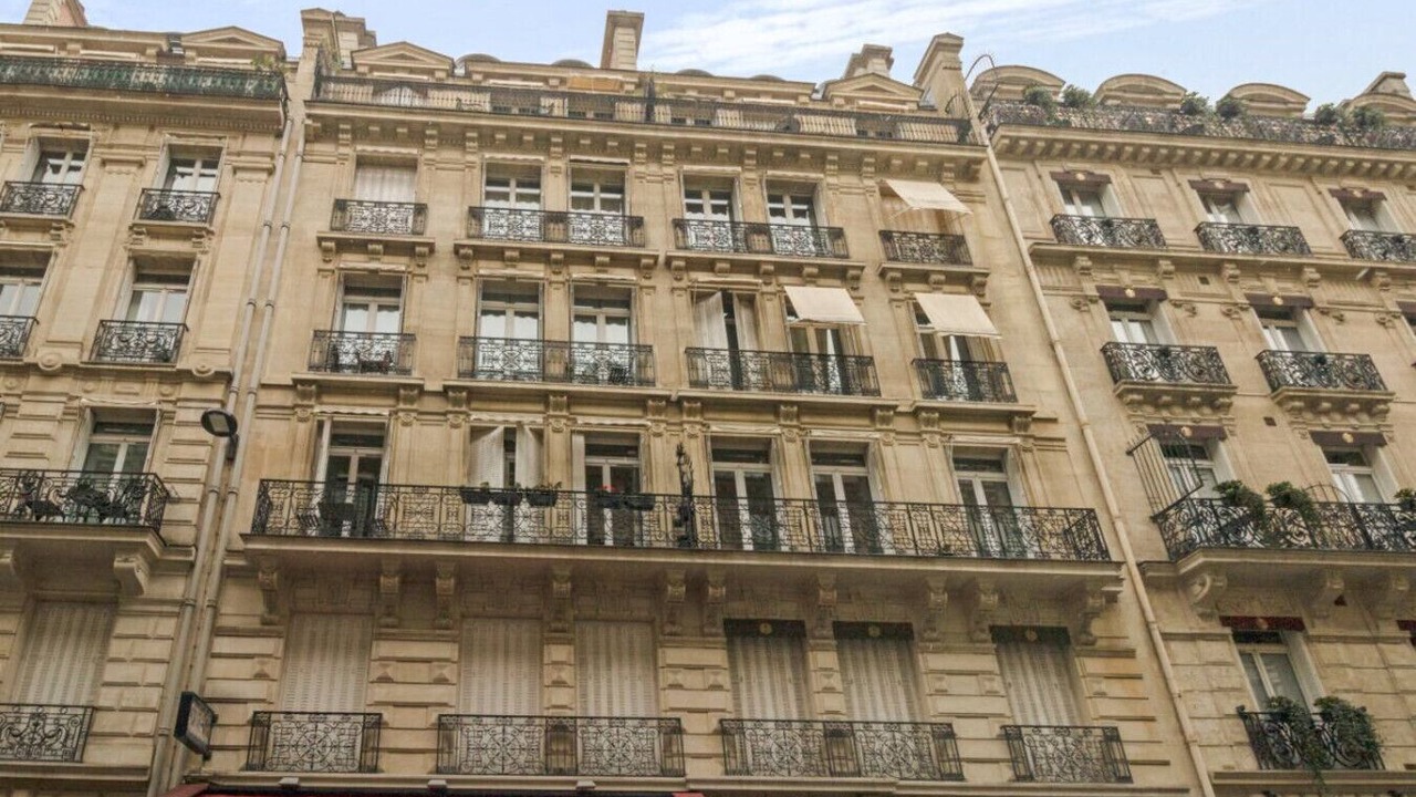 Photo of Outdoor in Champs-Elysees