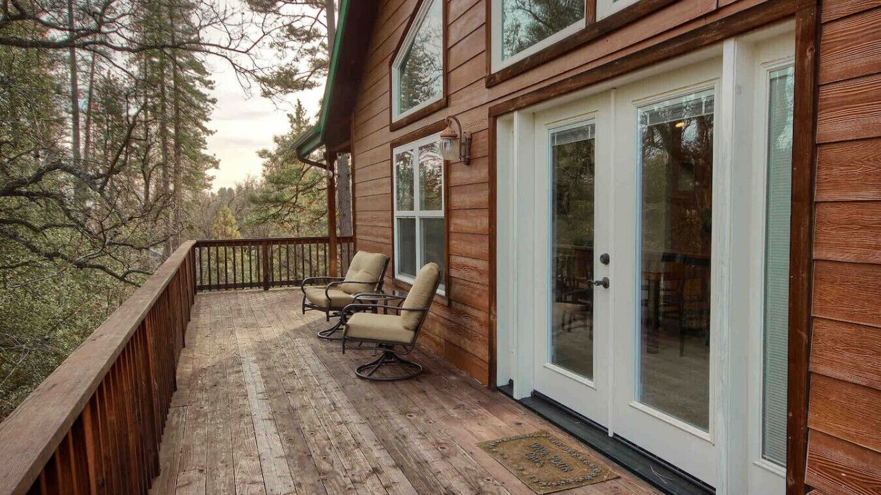 Photo of Patio Balcony in Mariposa