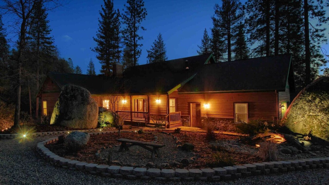 Photo of Outdoor in Mariposa