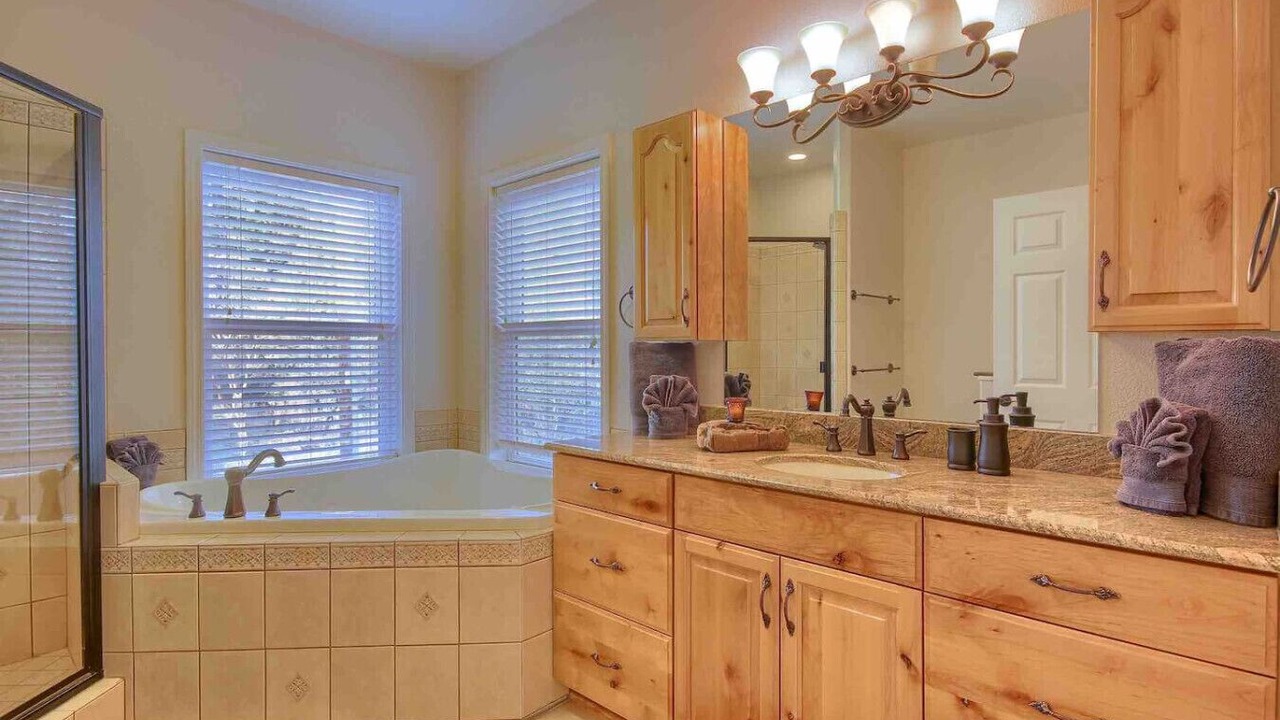 Photo of Bathroom in Mariposa