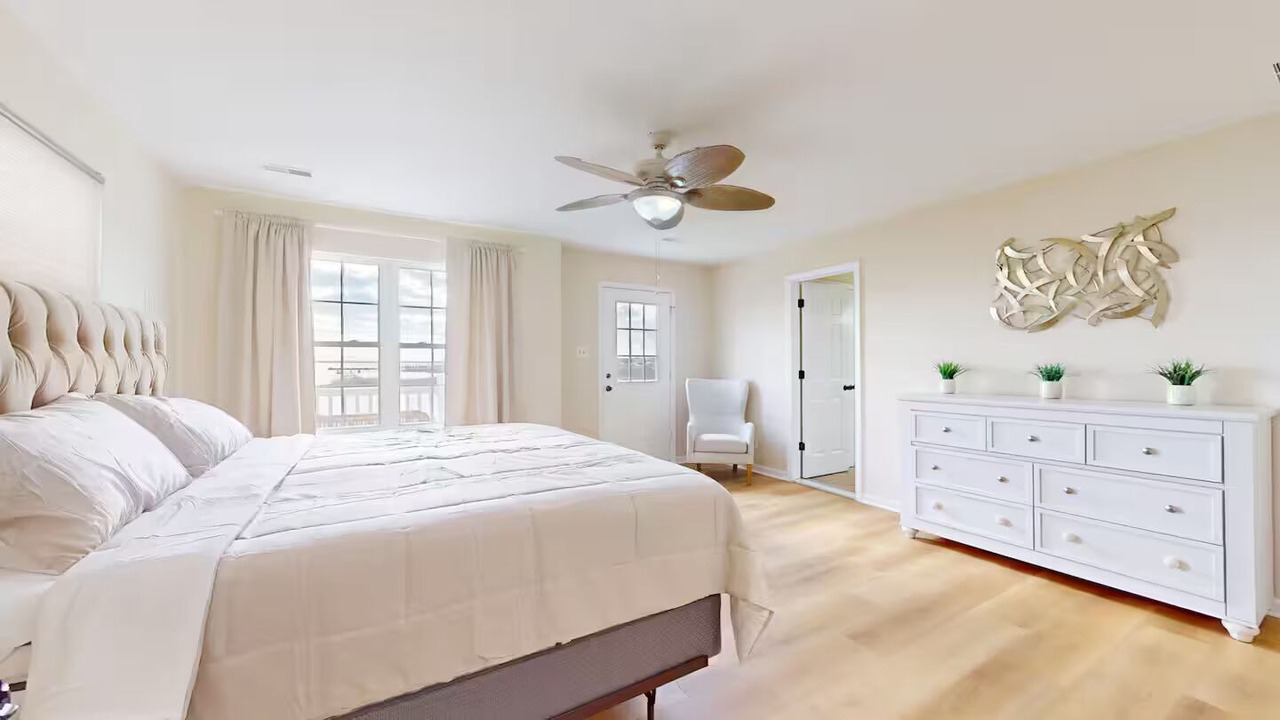 Photo of Bedroom in Pleasantville