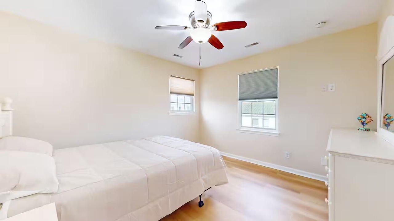 Photo of Bedroom in Pleasantville