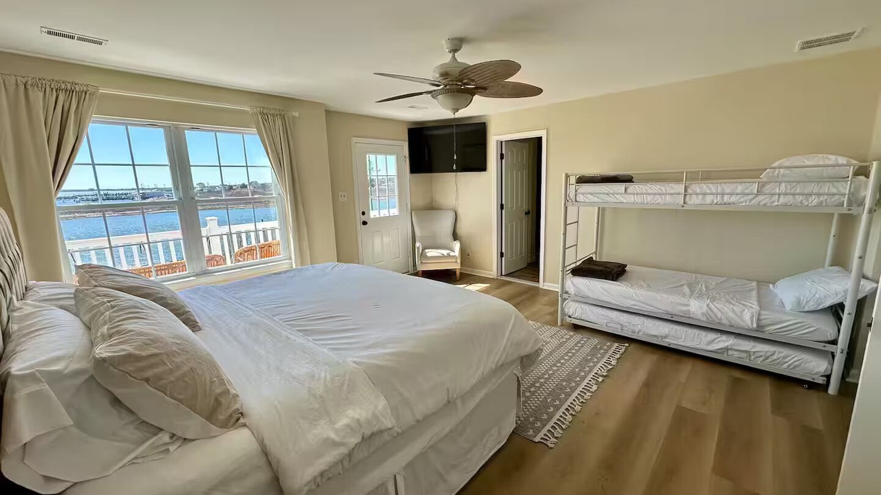 Photo of Bedroom in Pleasantville