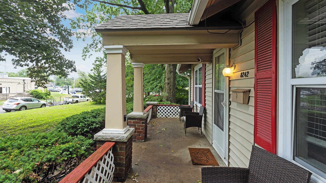 Photo of Patio Balcony in Overland Park