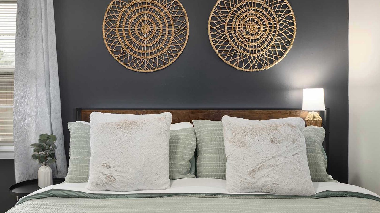 Photo of Bedroom in Lee's Summit
