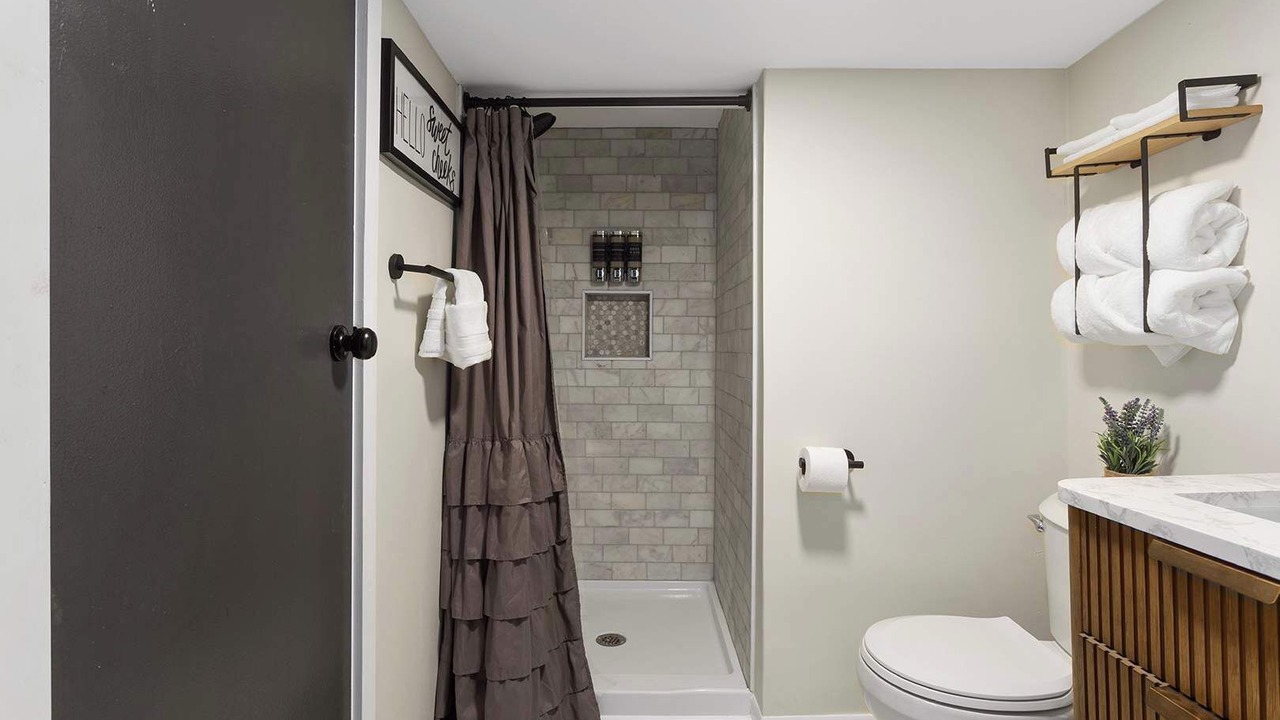 Photo of Bathroom in Lee's Summit
