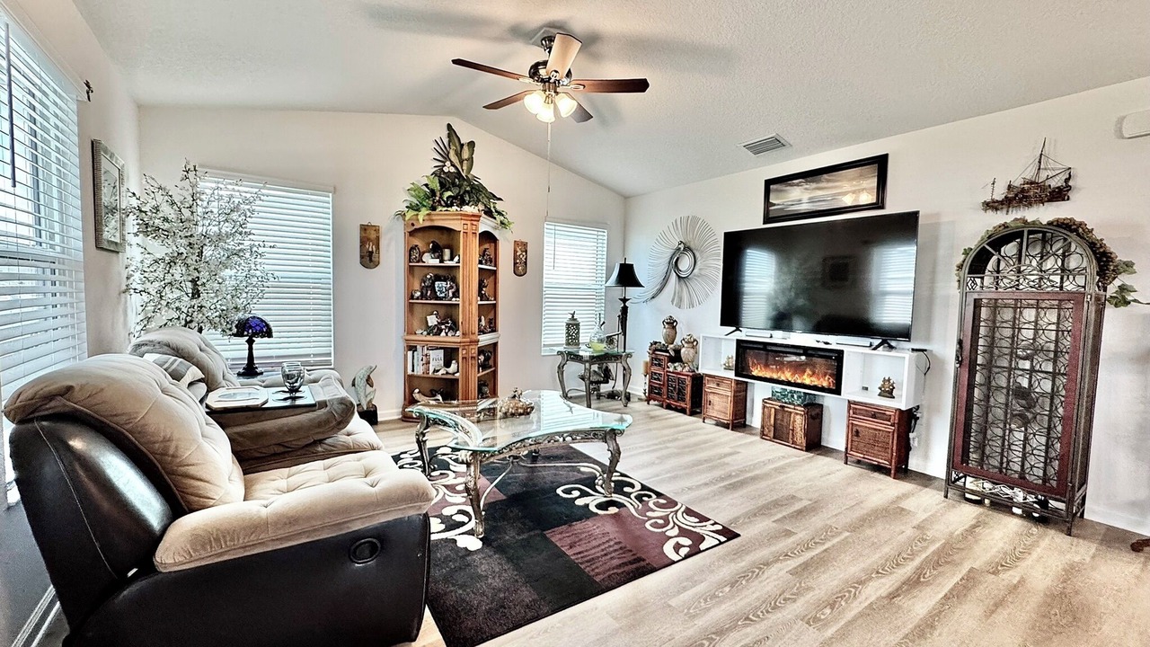 Photo of Bedroom in Sumter County