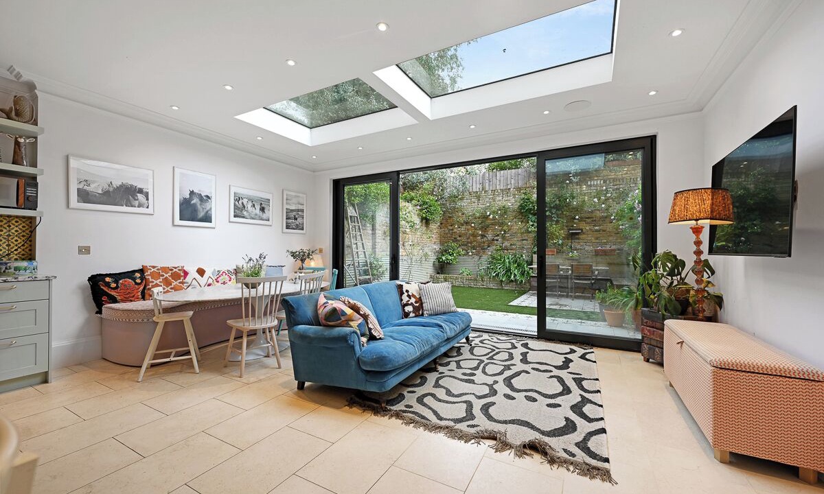 Photo of Livingroom in Addison