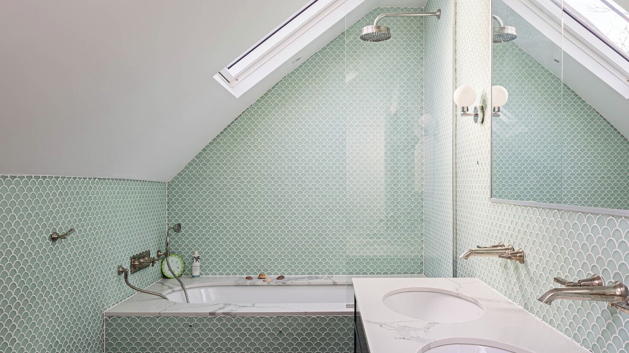 Photo of Bathroom in Addison