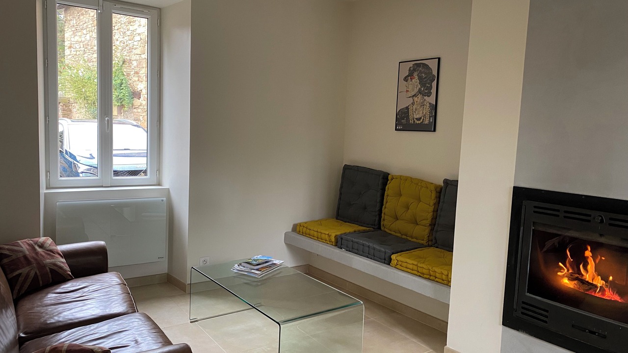 Photo of Livingroom in Saint-Marcel-Campes