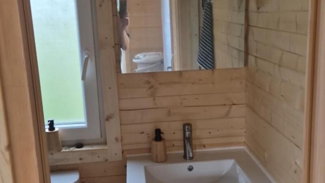 Photo of Bathroom in Monnet-la-Ville