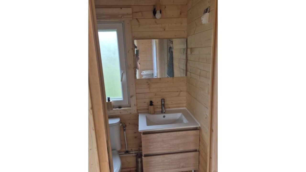 Photo of Bathroom in Monnet-la-Ville