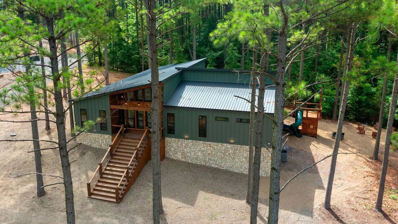 Photo of Outdoor in Pickens