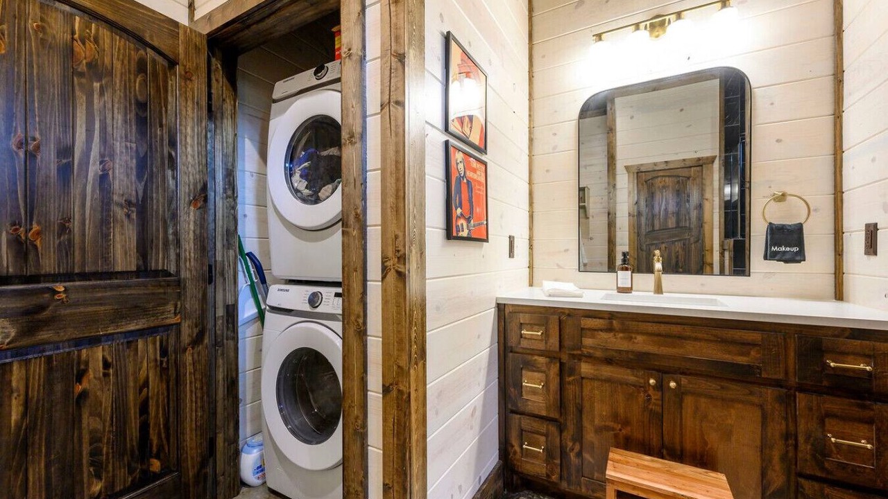Photo of Bathroom in Pickens