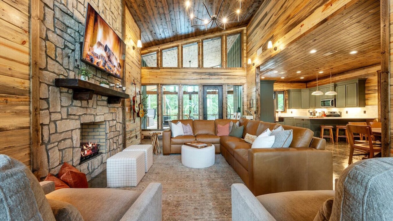 Photo of Livingroom in Pickens