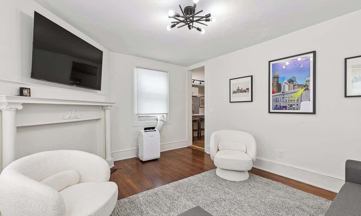 Photo of Livingroom in Federal Hill