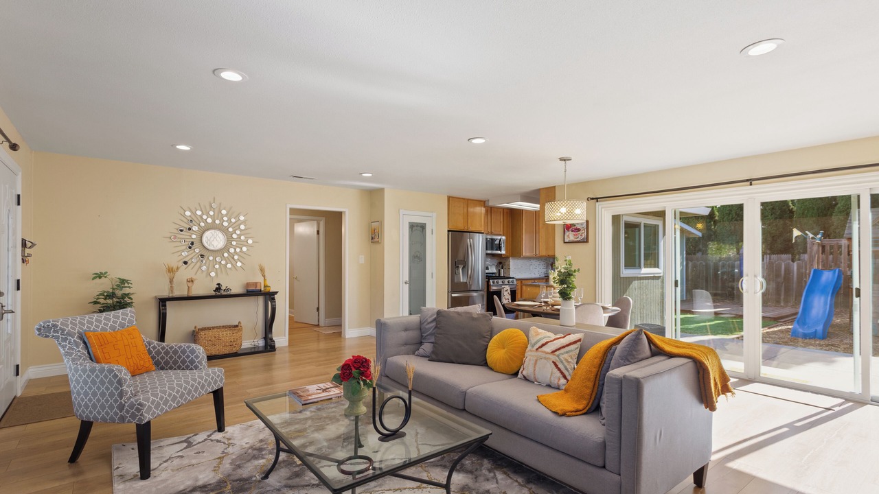 Photo of Livingroom in Concord