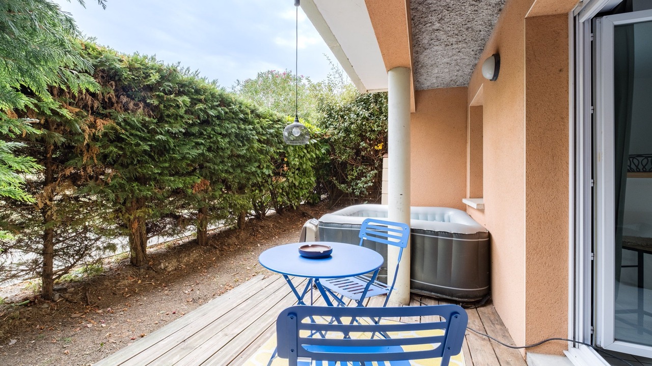 Photo of Patio Balcony in Ancely