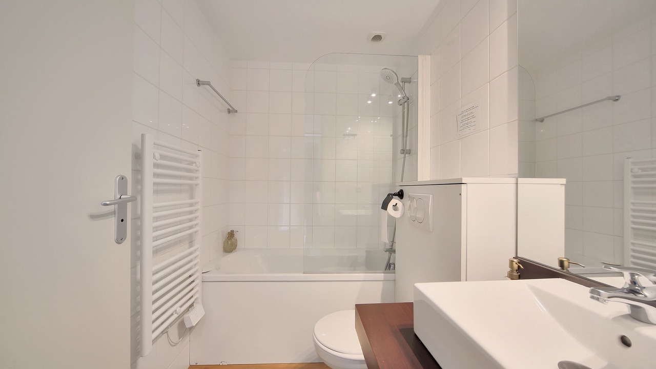 Photo of Bathroom in Eppe-Sauvage