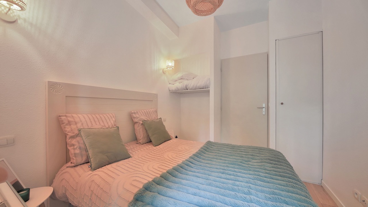 Photo of Bedroom in Eppe-Sauvage