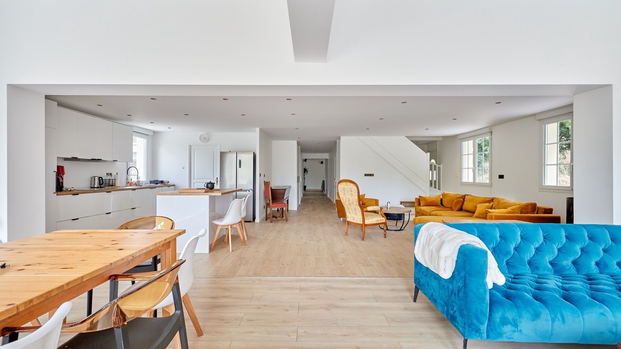 Photo of Livingroom in Surville